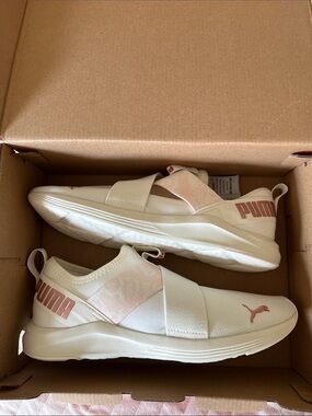 Puma Women's Slip-On Trainers in Cream and Pink